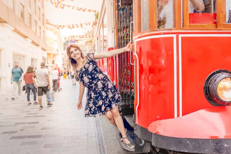 tourImage